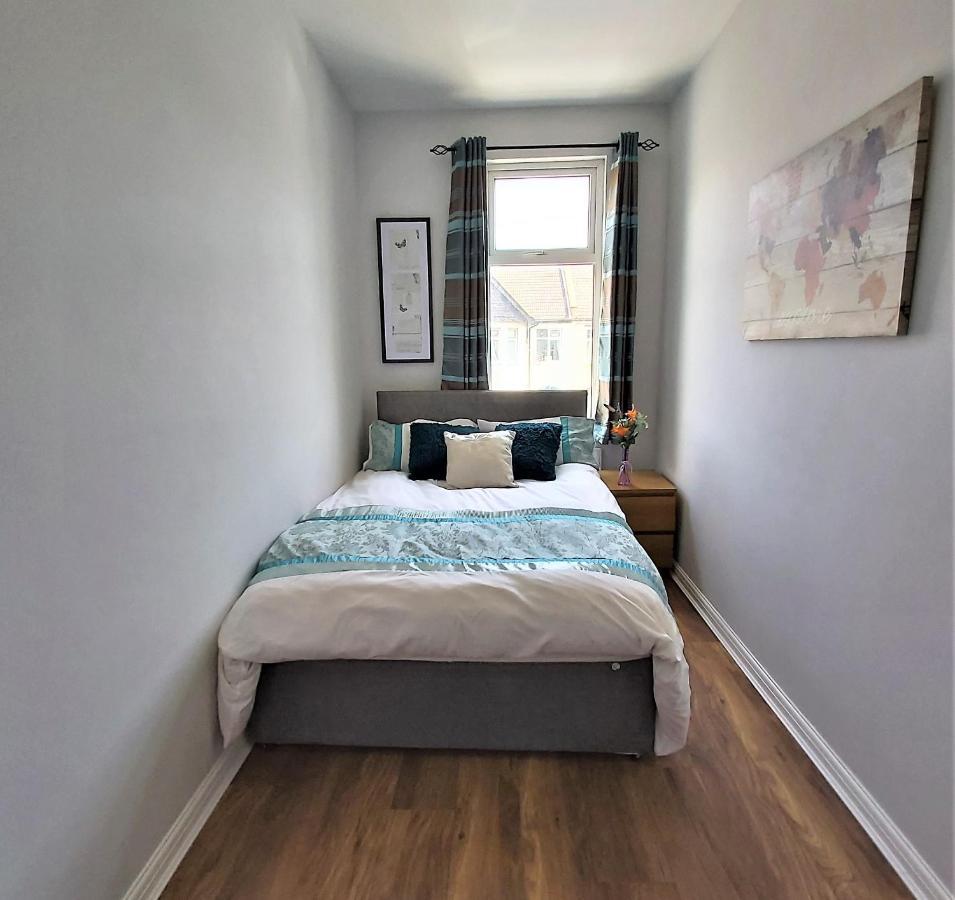 Beautifully Renovated 2 Bed Flat - Close To Beach Leilighet Southend-on-Sea Eksteriør bilde